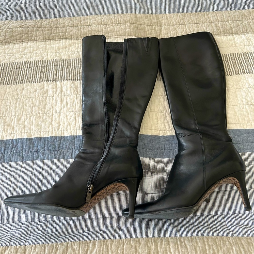 Coach boots